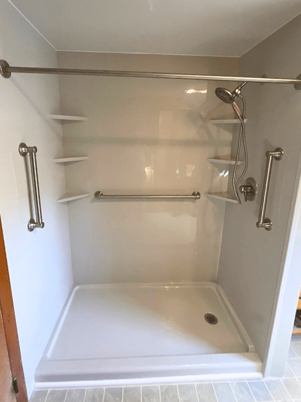 Shower And Bathtub Remodels In As Little As 1 Day · Yankee Home